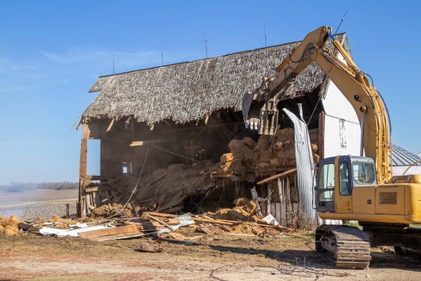 Barn Demolition in Summerfield